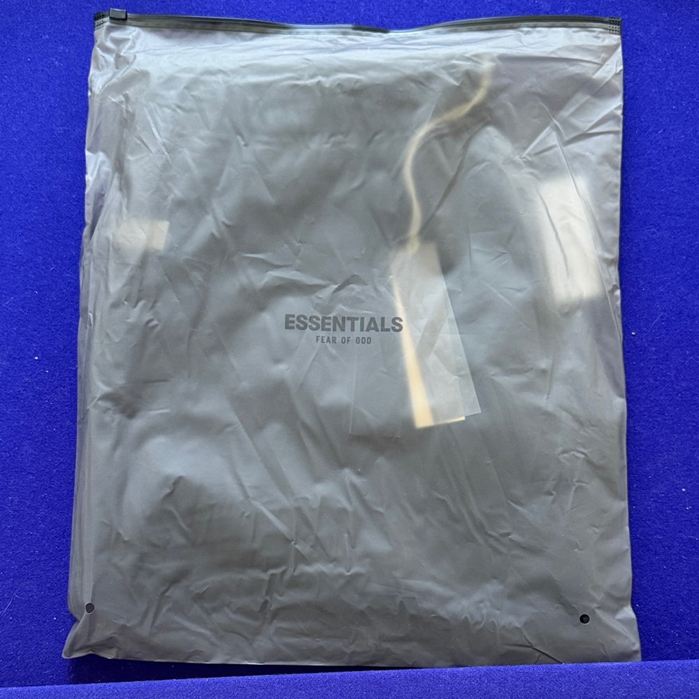 Essentials Fear of God Iron 1977 Shorts (XXL)